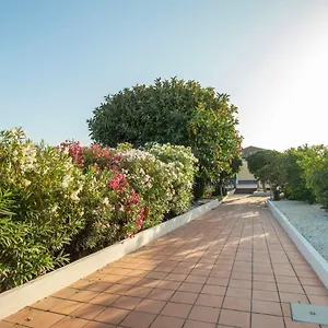 royal-playa-suite-and-apartament.taorminaitalyhotels.com/